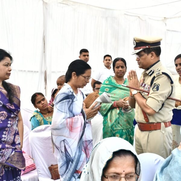 पुलिस स्मृति दिवस पर 154 शहीदों को नमन, परिजनों का किया सम्मान