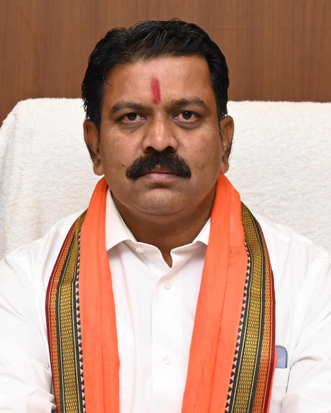 उप मुख्यमंत्री श्री विजय शर्मा के निर्देश पर पीएम जनमन आवास में ठगी करने पर ठेकेदार शेख निजामुद्दिन उर्फ निक्की खान के विरुद्ध एफआईआर दर्ज