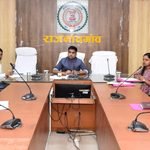 कलेक्टर ने प्रयास आवासीय विद्यालय के संचालन एवं शैक्षणिक गतिविधियों की समीक्षा की
